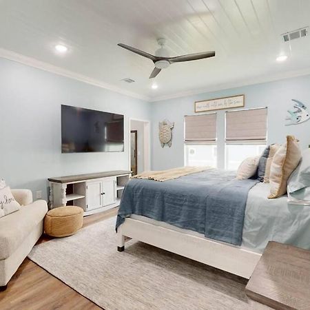 Just Beach It! Port Bolivar Exterior photo